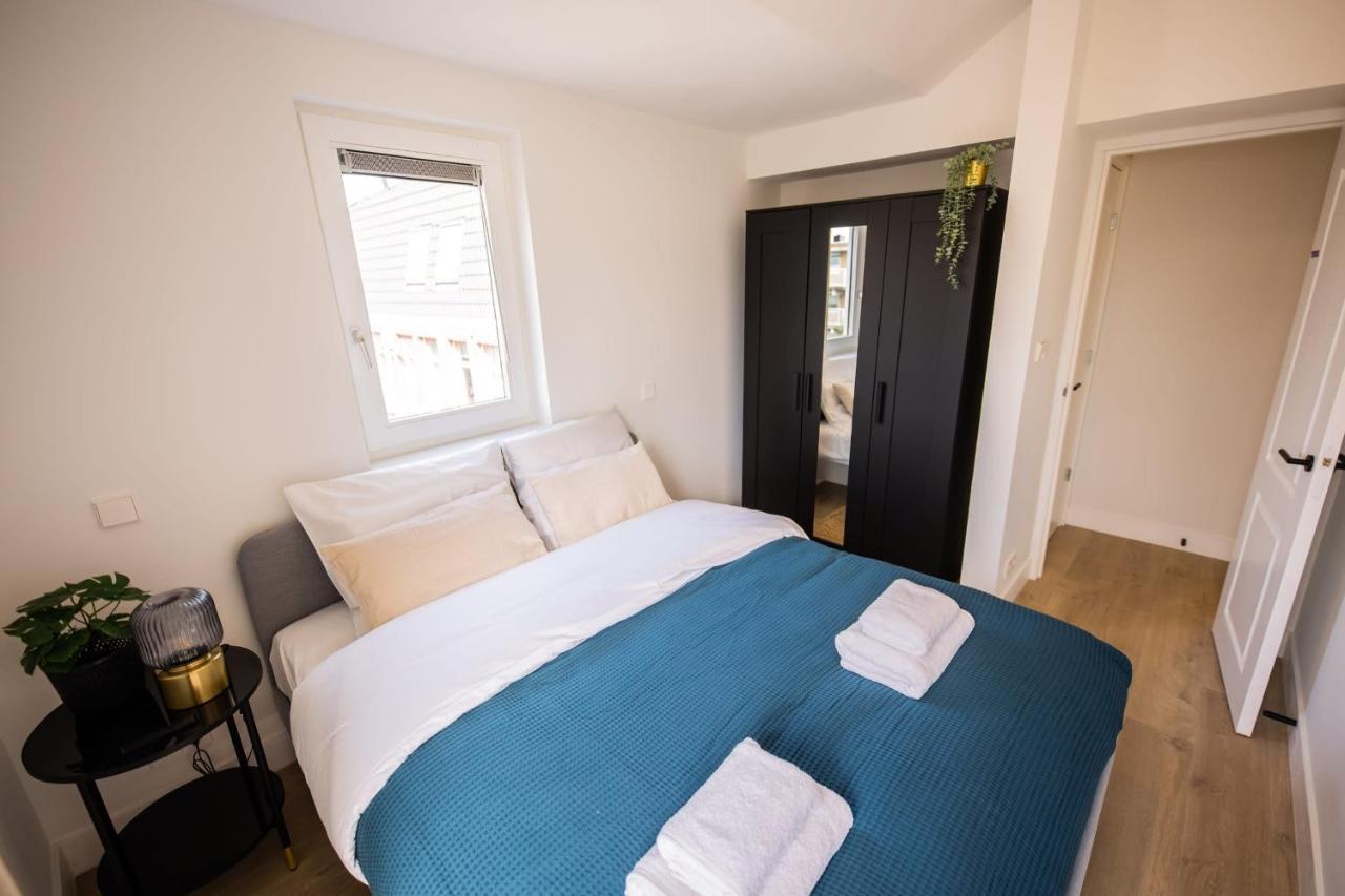 Happily 2 Bedroom Serviced Apartment 75M2 -Nb306H- Rotterdam Bagian luar foto