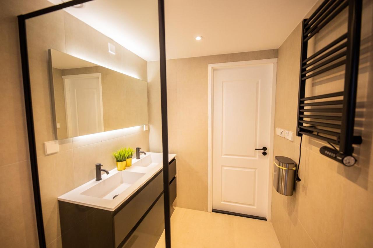 Happily 2 Bedroom Serviced Apartment 75M2 -Nb306H- Rotterdam Bagian luar foto