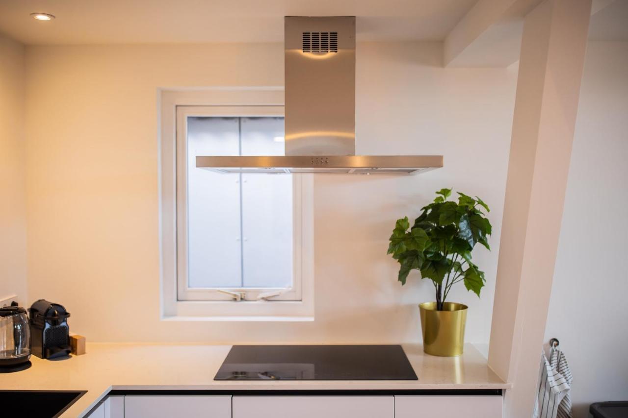 Happily 2 Bedroom Serviced Apartment 75M2 -Nb306H- Rotterdam Bagian luar foto