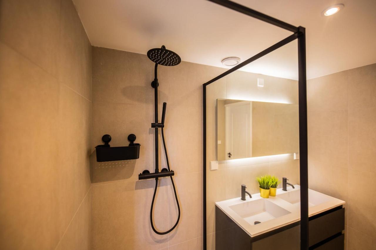 Happily 2 Bedroom Serviced Apartment 75M2 -Nb306H- Rotterdam Bagian luar foto